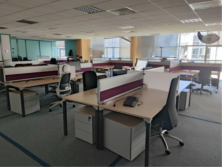 Bureau Tours 985m² Location bureau Tours Indre-et-Loire OLBUR2315835 10
